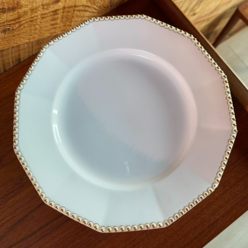 Nymphenburg white and gold Perl porcelain dinner plates